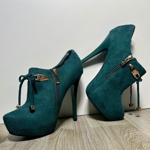 BEAUTIFUL SHOES 🪢 Green Heels with Gold Accents NEVER WORN, Size 38 EU (7.5 US)